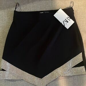 Short cute Zara skirt